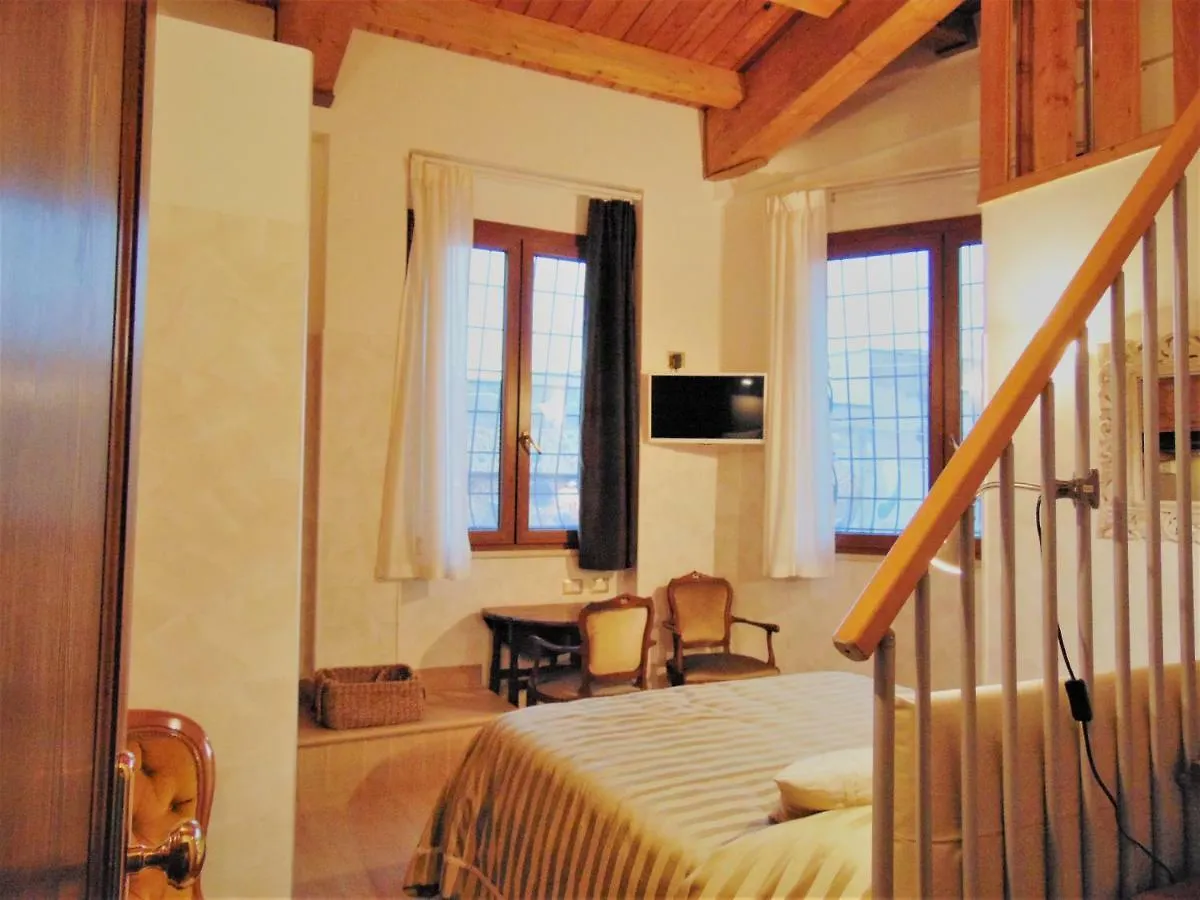 Borghetto Di San Lorenzo Hotel Róma 3*,